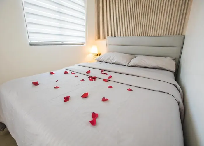 One Oasis 2br In Mabolo-near Sm, Ayala, It Park Cebu