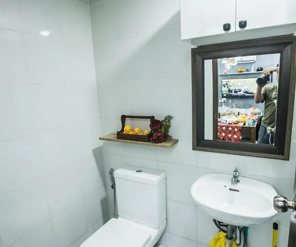 One Oasis 2br In Mabolo-near Sm, Ayala, It Park Apartment *