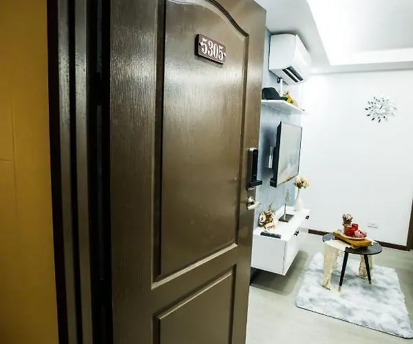 One Oasis 2br In Mabolo-near Sm, Ayala, It Park Apartment *